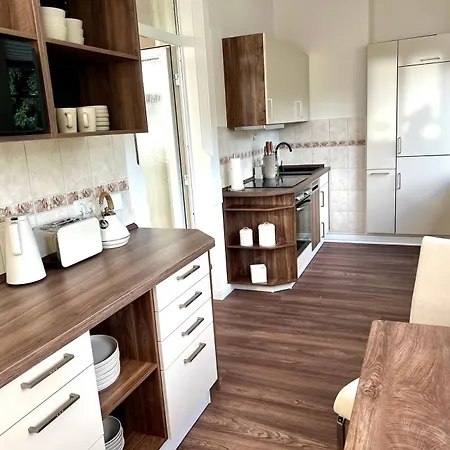 Wellness-oase-nossen Kirchblick Daire *
